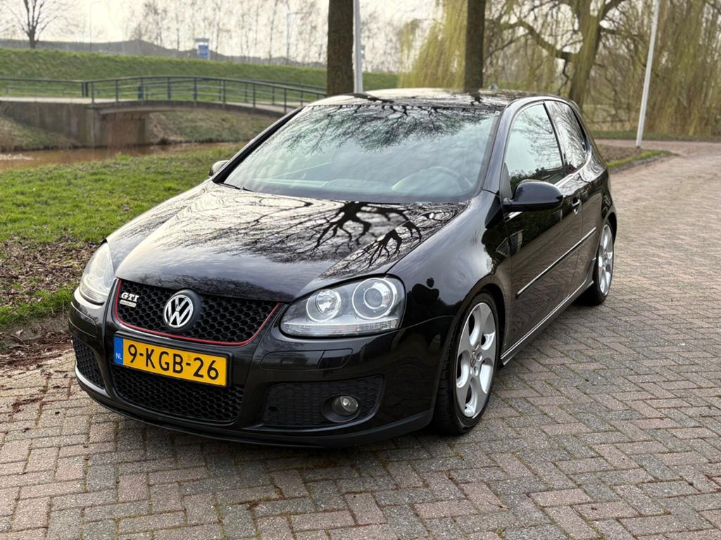 Volkswagen Golf 2.0 GTI Limited edition 240, Auto's, Volkswagen, 4 cilinders, Zwart, Origineel Nederlands, Handgeschakeld