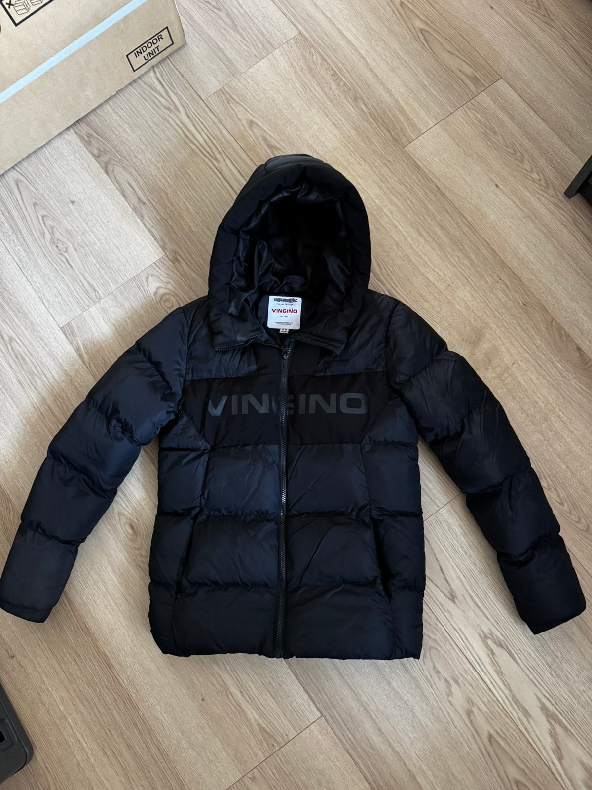 Vingino jongens winterjas zwart, Ophalen, Zo goed als nieuw, Overige maten, Zwart