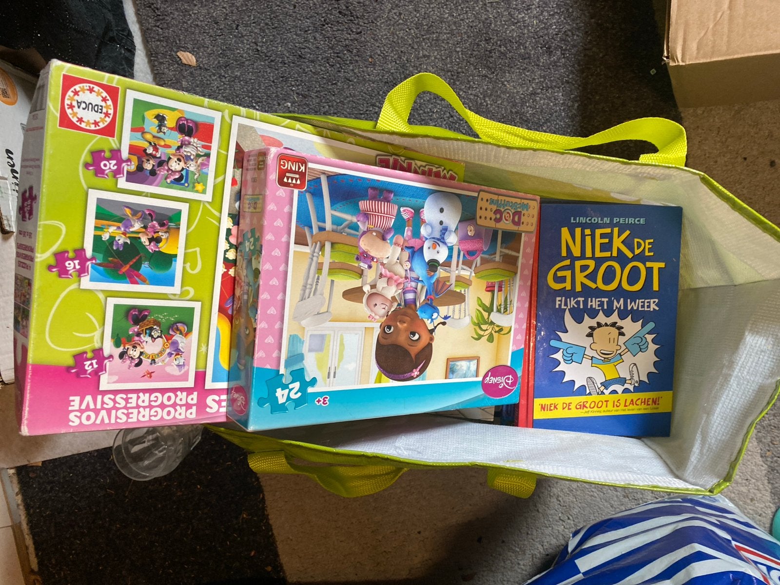 Tas vol boeken en puzzels, Ophalen, Gebruikt, Legpuzzel