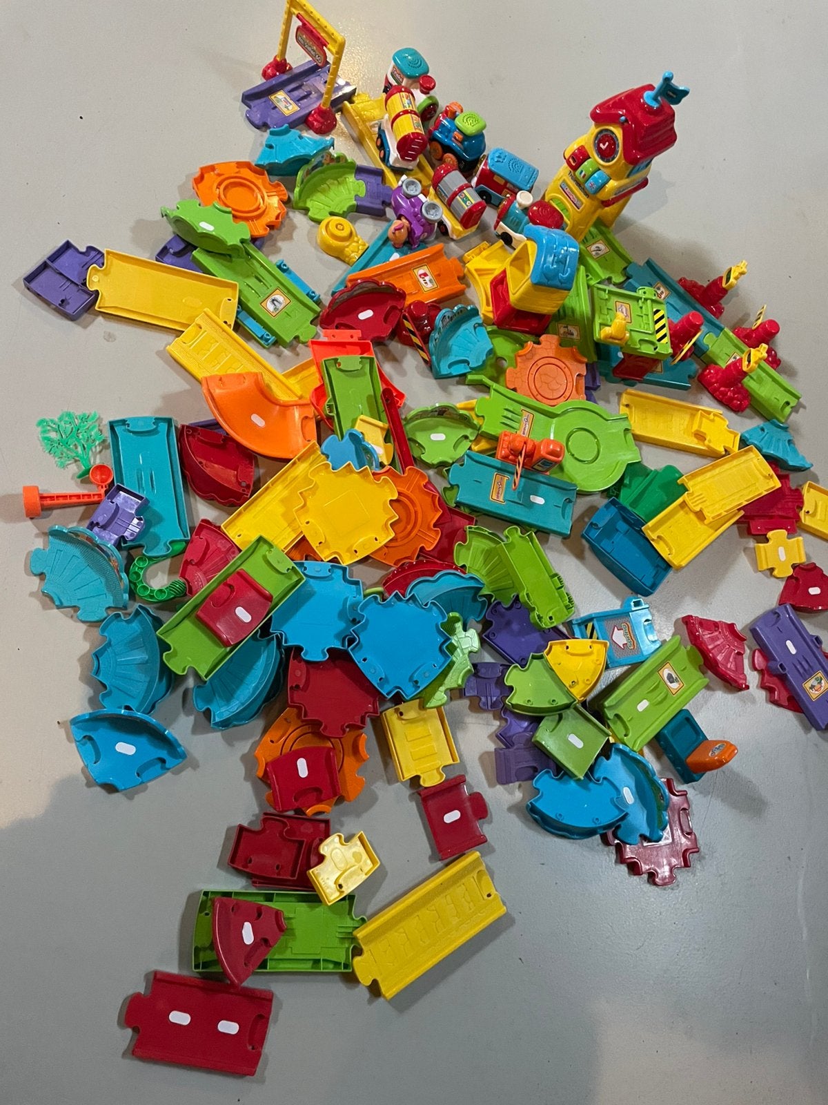 V-tech vtech Toet Toet treinstation speelset., Ophalen of Verzenden, Zo goed als nieuw, 2 tot 4 jaar