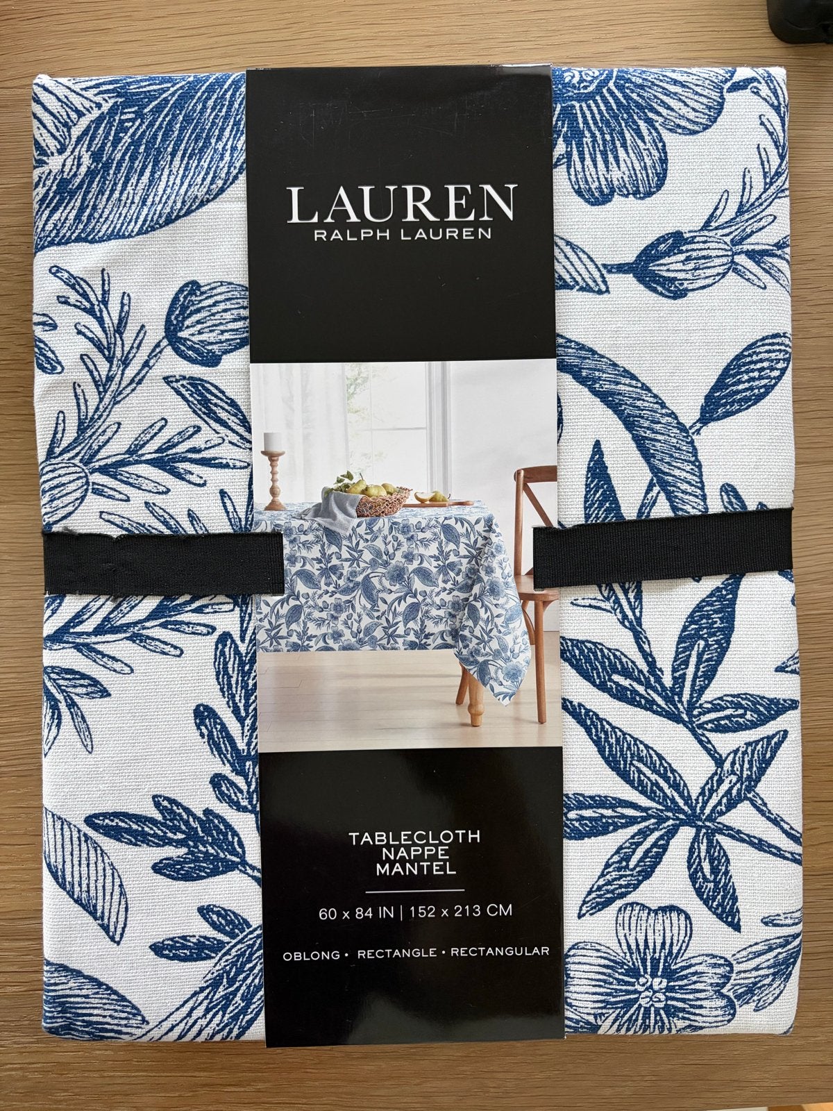Ralph Lauren Tafelkleed Blauw/Wit Bloemenpatroon 152x213cm, Nieuw, Ophalen of Verzenden, Katoen, Meerkleurig