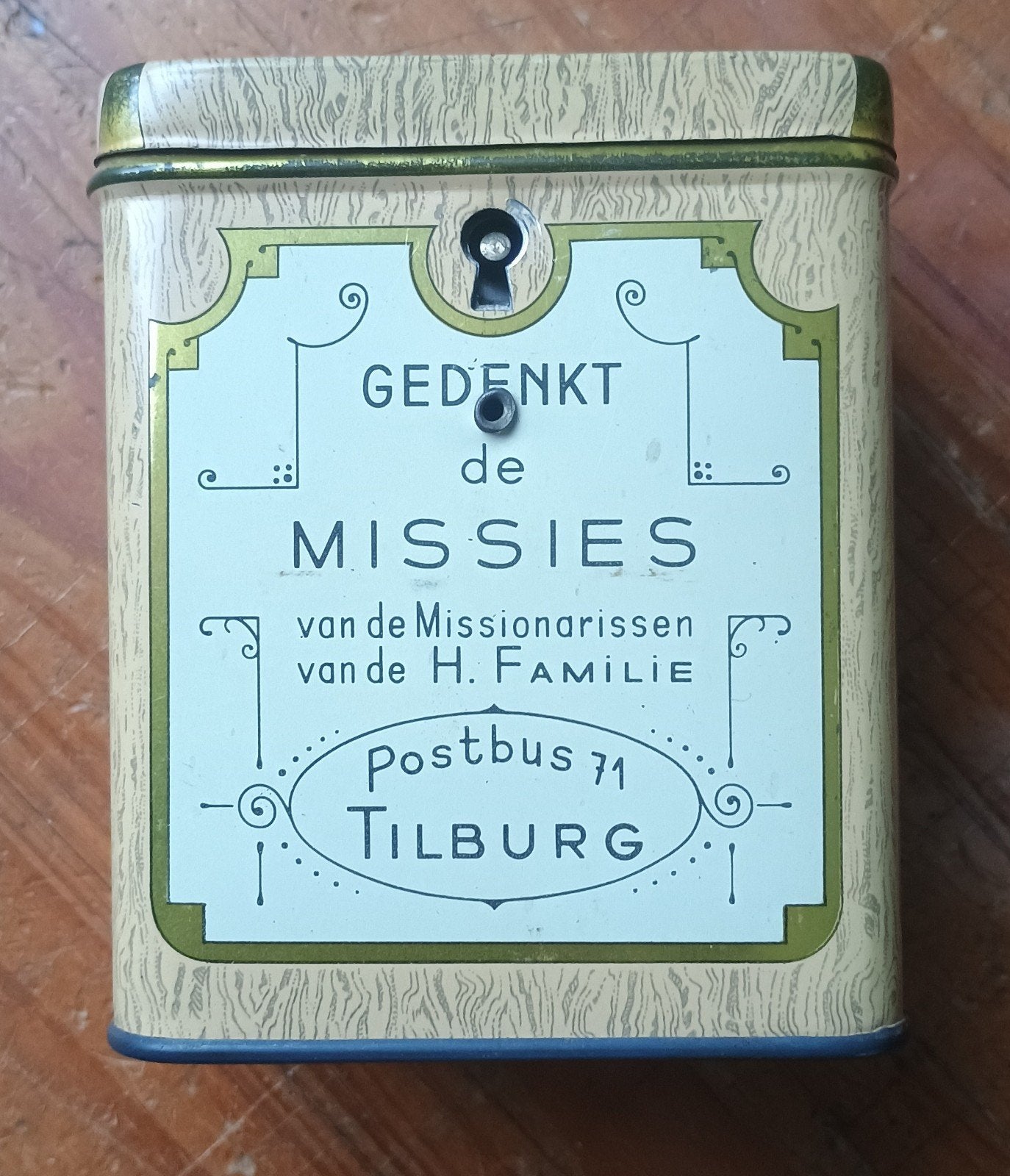 Vintage Missiebusje Missionarissen H. Familie Tilburg, Verzenden
