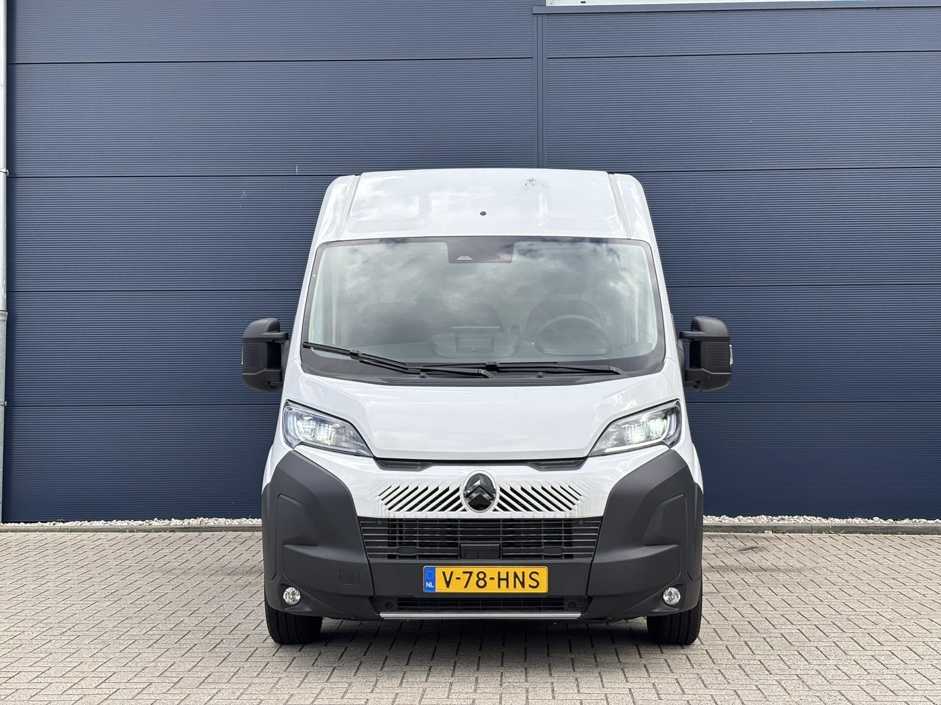 Citroën Jumper GB 3.5t 2.2 BlueHDi 140pk L2H2 | Trekhaak |, Auto's, Voorwielaandrijving, Stof, Gebruikt, Euro 6