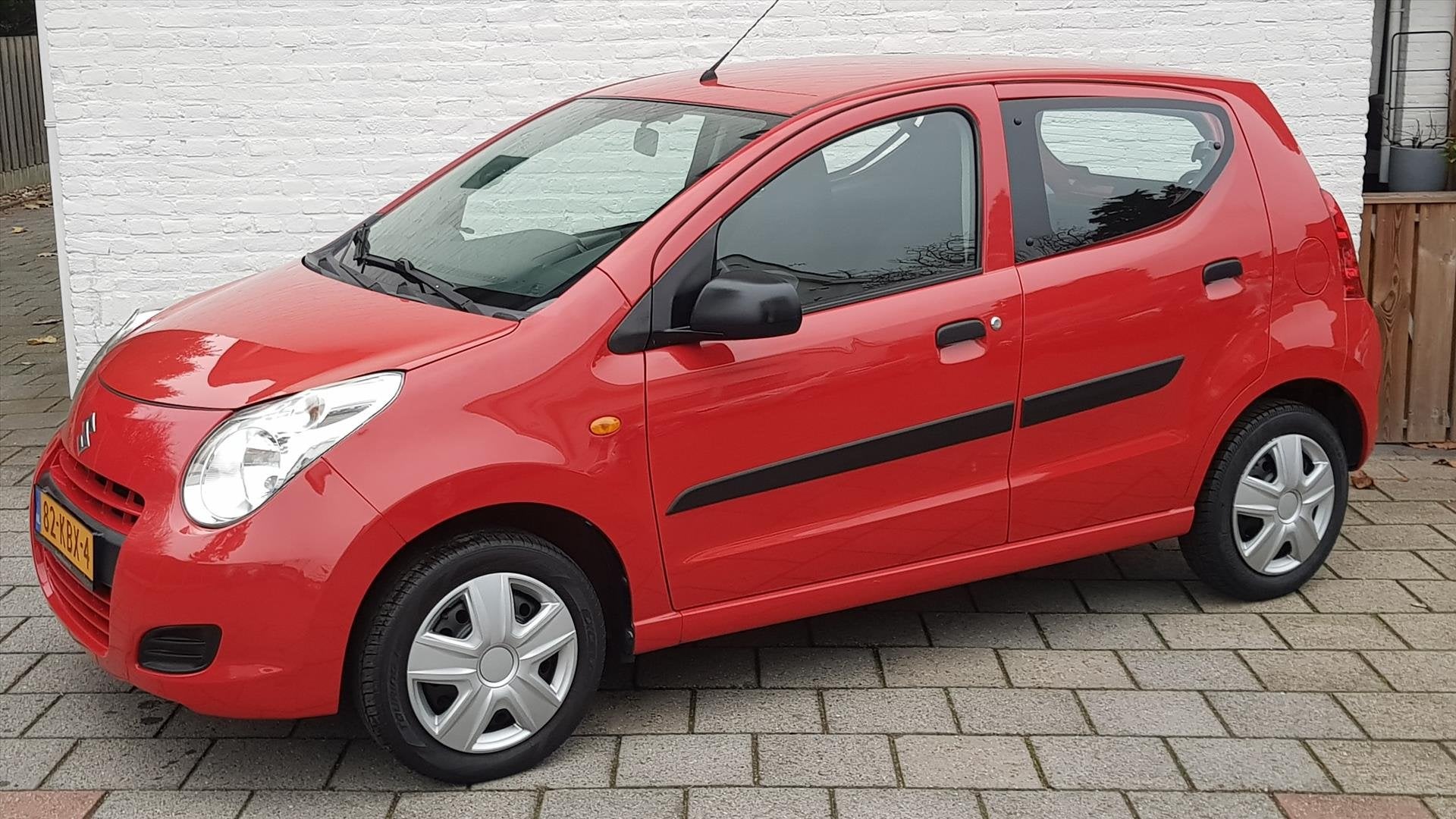 SUZUKI Alto 1.0 5drs base stuurbekrachtiging, Euro 5, Stof, Gebruikt, 4 stoelen