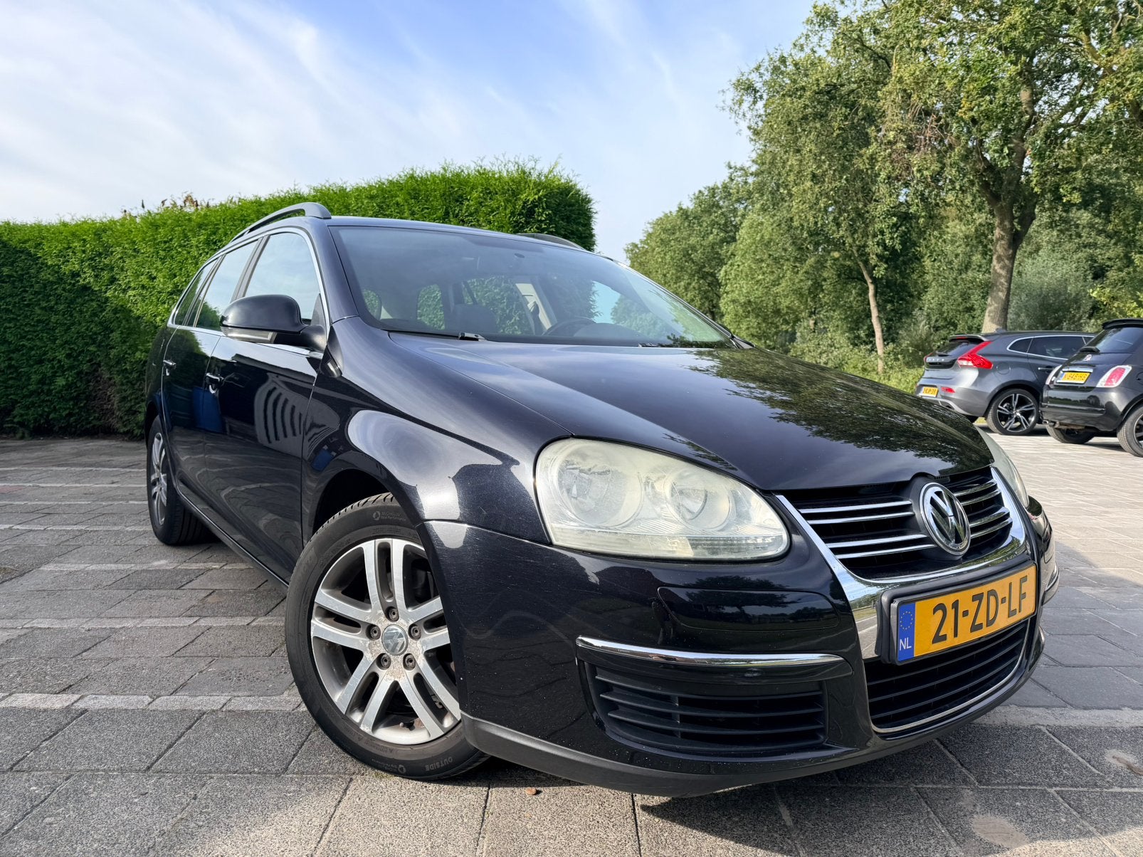 Volkswagen Golf 1.4 TSI 140PK | Panoramadak | NWE Ketting, Voorwielaandrijving, 1328 kg, 4 cilinders, Zwart