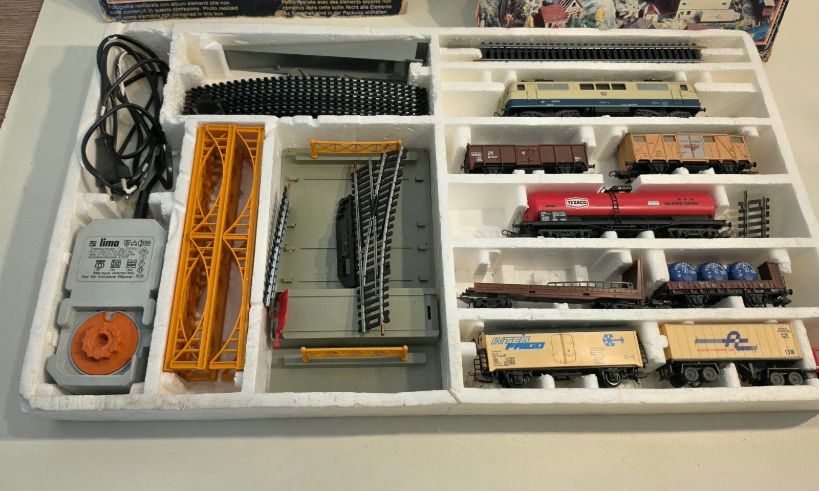 Lima Treinset met Locomotief, Wagons en Rails, Treinset, Gelijkstroom, Ophalen of Verzenden, Zo goed als nieuw