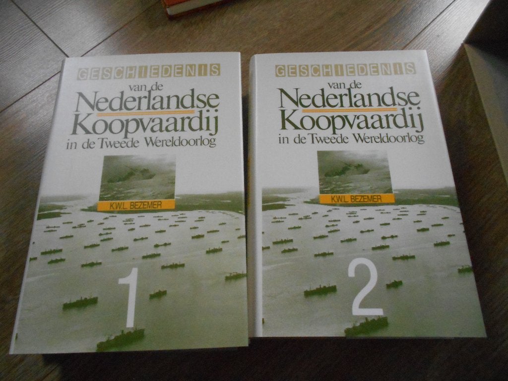 K.W.L. Bezemer Van de Nederlandse koopvaardij in de, Ophalen of Verzenden, Tweede Wereldoorlog, Zo goed als nieuw, Overige onderwerpen