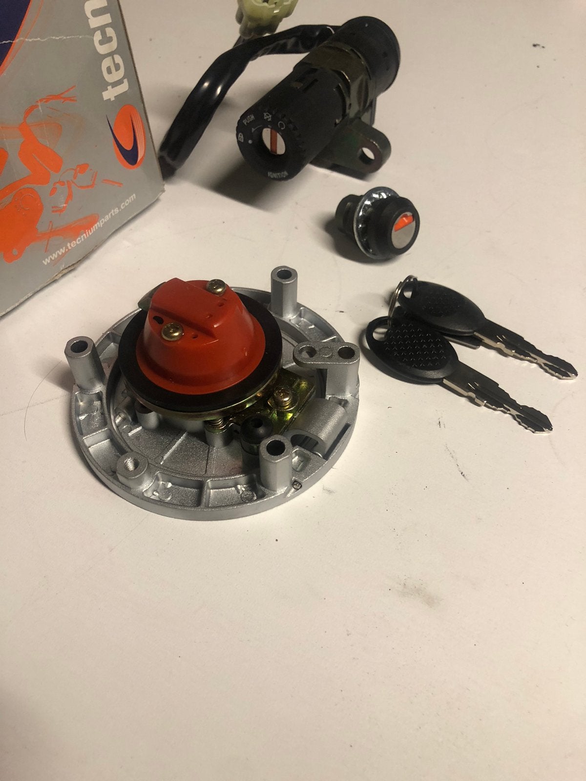 KTM 690/990 Duke Sloten set NIEUW, ., Nieuw, Ophalen of Verzenden, .