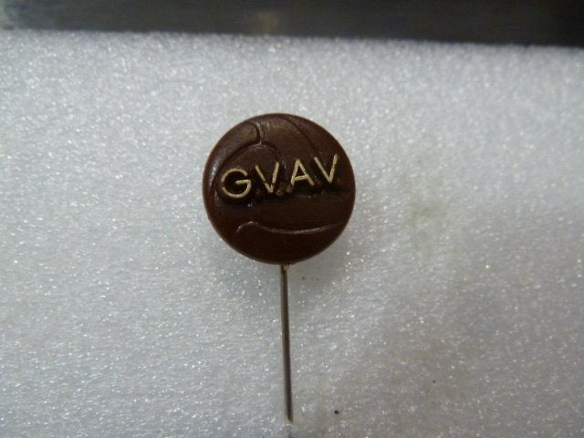 Vintage GVAV Speldje - Voetbalclub Groningen, Ophalen of Verzenden, Gebruikt, Sport, Speldje of Pin