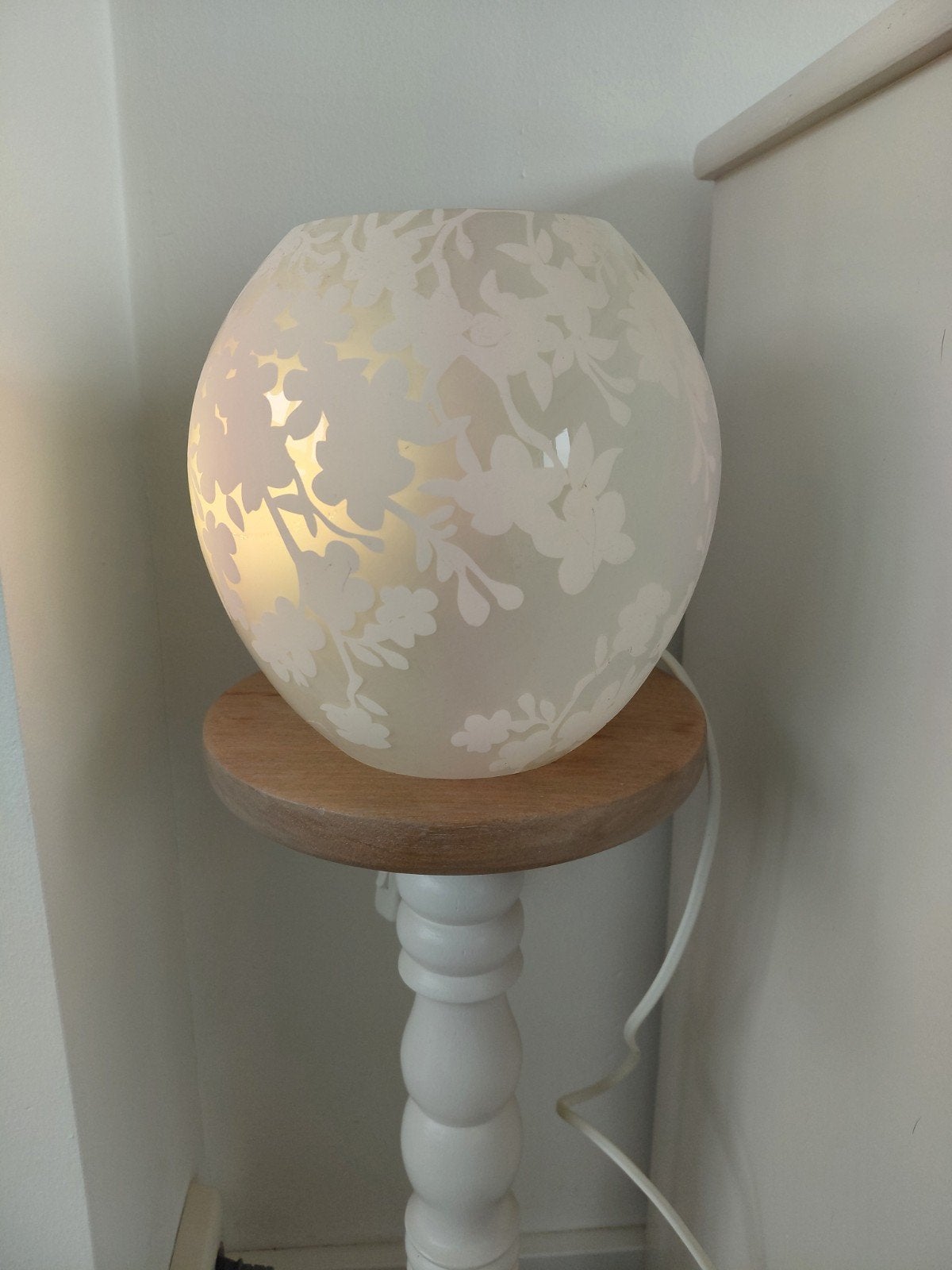 Ikea Knubbig inclusief led lamp met verschillende kleuren, Ophalen of Verzenden, Glas, Zo goed als nieuw, IKEA