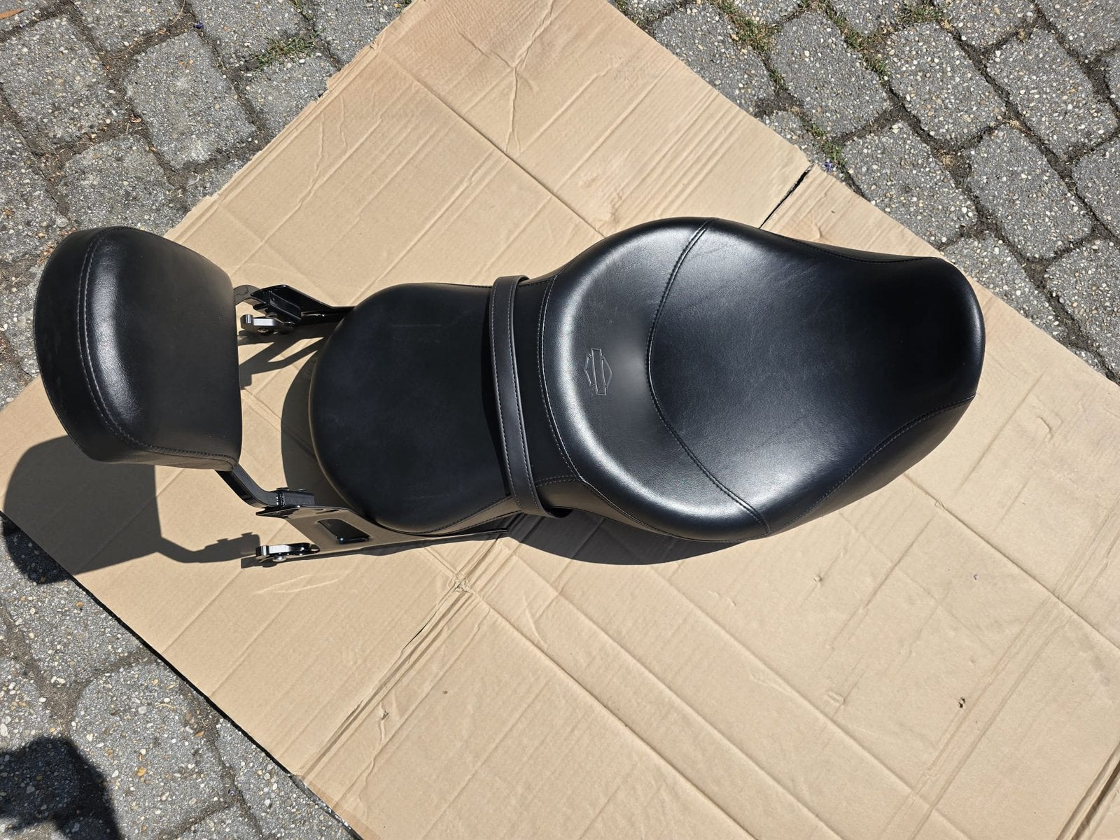 Harley-davidson zadel met rugleuning, Motoren, Onderdelen | Harley-Davidson, Ophalen, Gebruikt