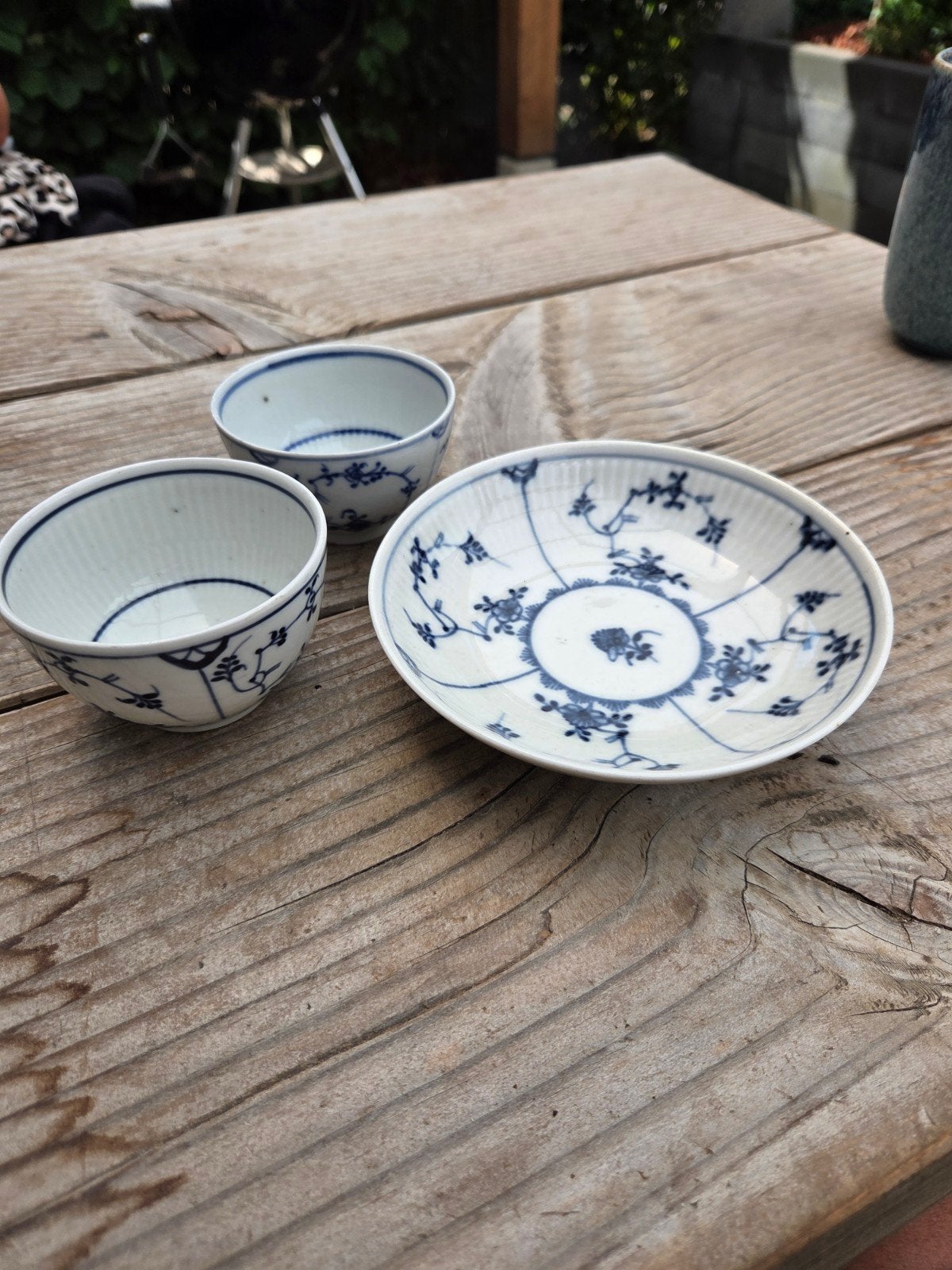 Antieke Chinese porseleinen schaaltjes en bordje, Ophalen