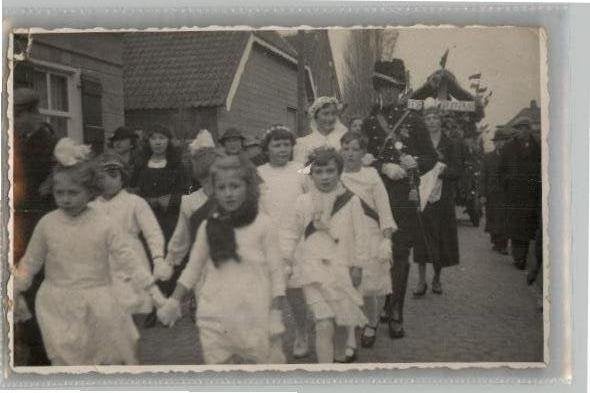 Zegge 2 fotokaarten waarschijnlijk1944 zie tekst achterop, Ophalen of Verzenden, Ongelopen, Noord-Brabant