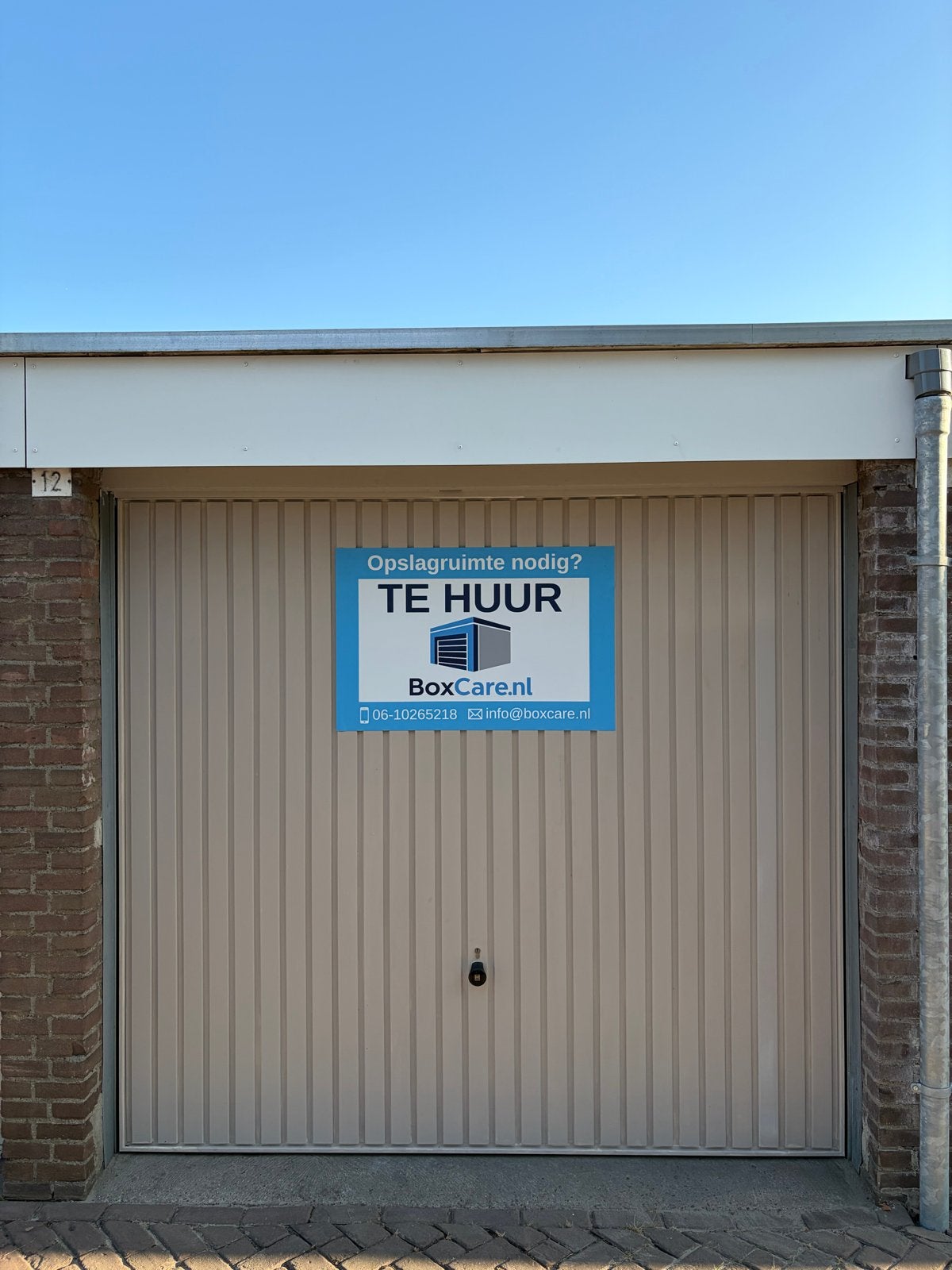 TE HUUR: Garagebox in Dordrecht - wijk Sterrenburg