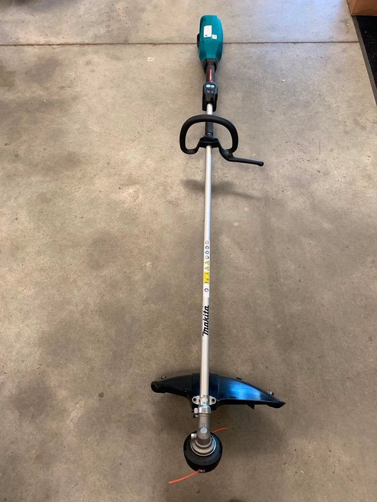 *NIEUW*  Makita DUR369L Bosmaaier  VOORRAADOPRUIMING, Ophalen, Info@makita.nl, Accu, Nieuw