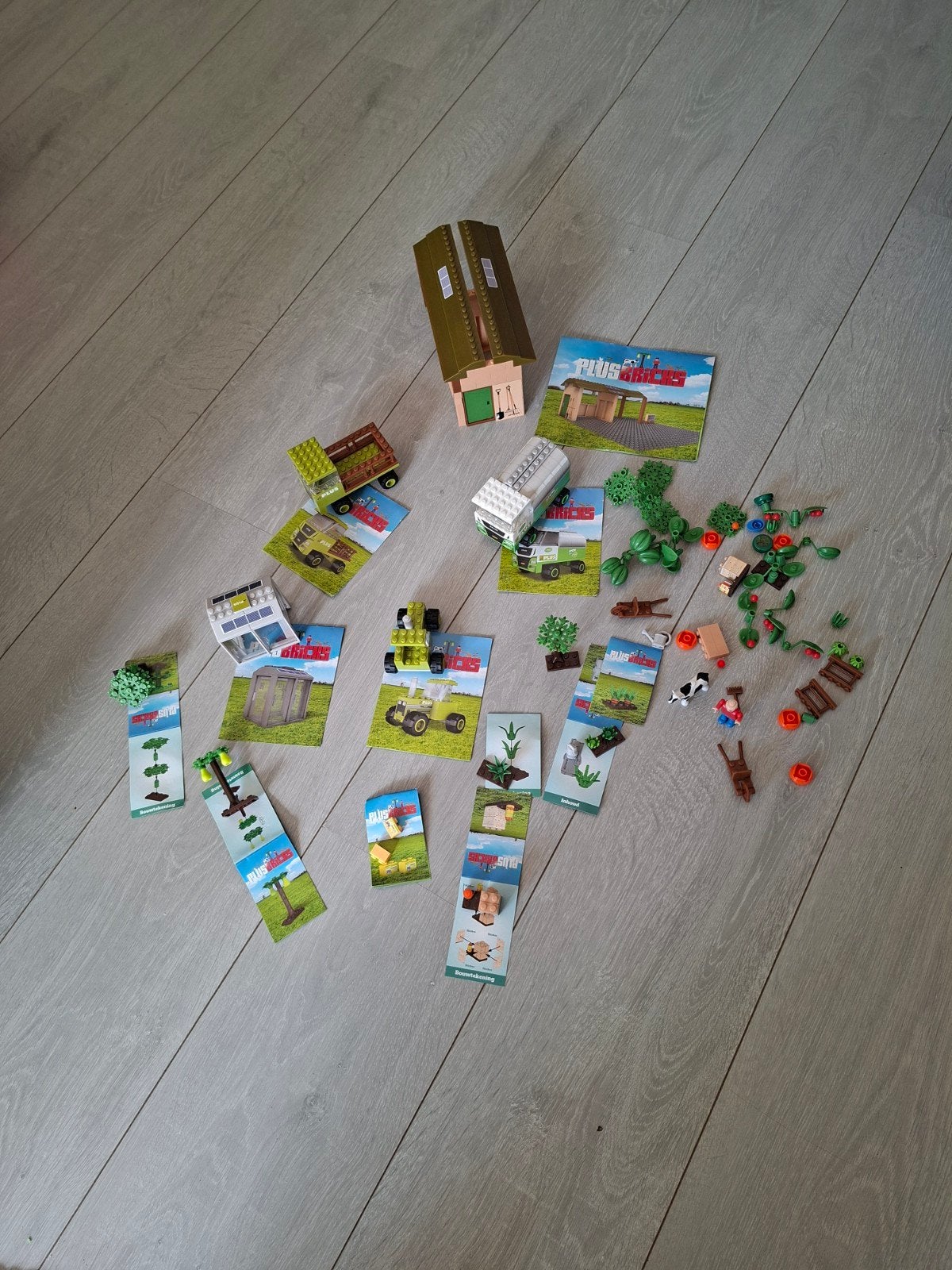 Plus-Bricks Boerderij Set - Bouw je eigen boerderij!, Ophalen of Verzenden, Zo goed als nieuw, Overige merken