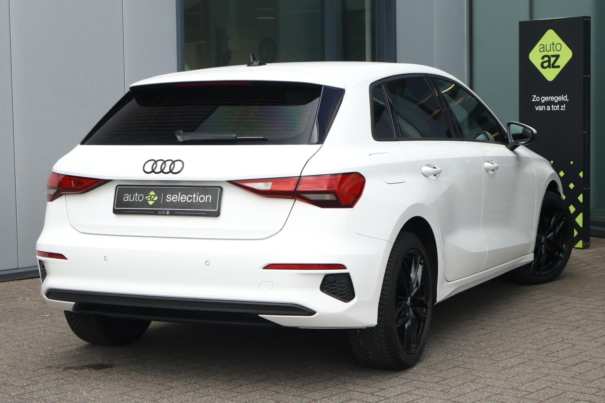 Audi A3 Sportback 30 TFSI Pro Line / DAB / Cruise control, Stof, Gebruikt, Wit, Origineel Nederlands
