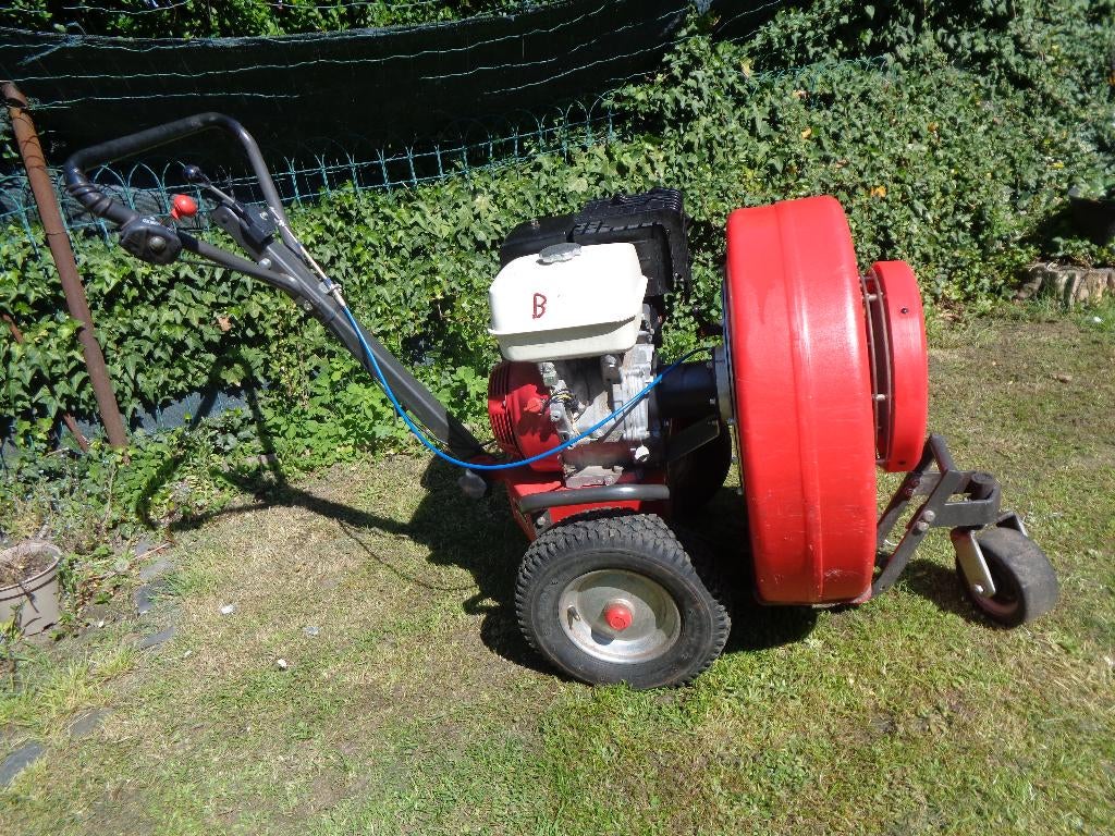 Kersten verrijdbare bladblazer 9 pk honda industrie motor, Tuin en Terras, Bladblazers, Ophalen of Verzenden, Zo goed als nieuw