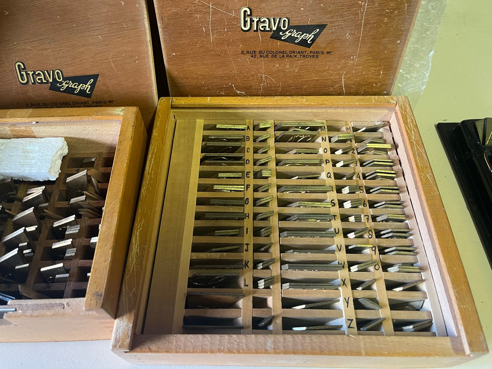 Vintage Gravograph Graveermachine met Accessoires, Ophalen, Gebruikt