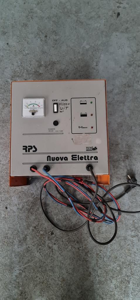 Acculader Nova elettra RPS - Krachtige 24V lader  15 Amp., Auto-onderdelen, Accu's en Toebehoren, Universele onderdelen, Gebruikt