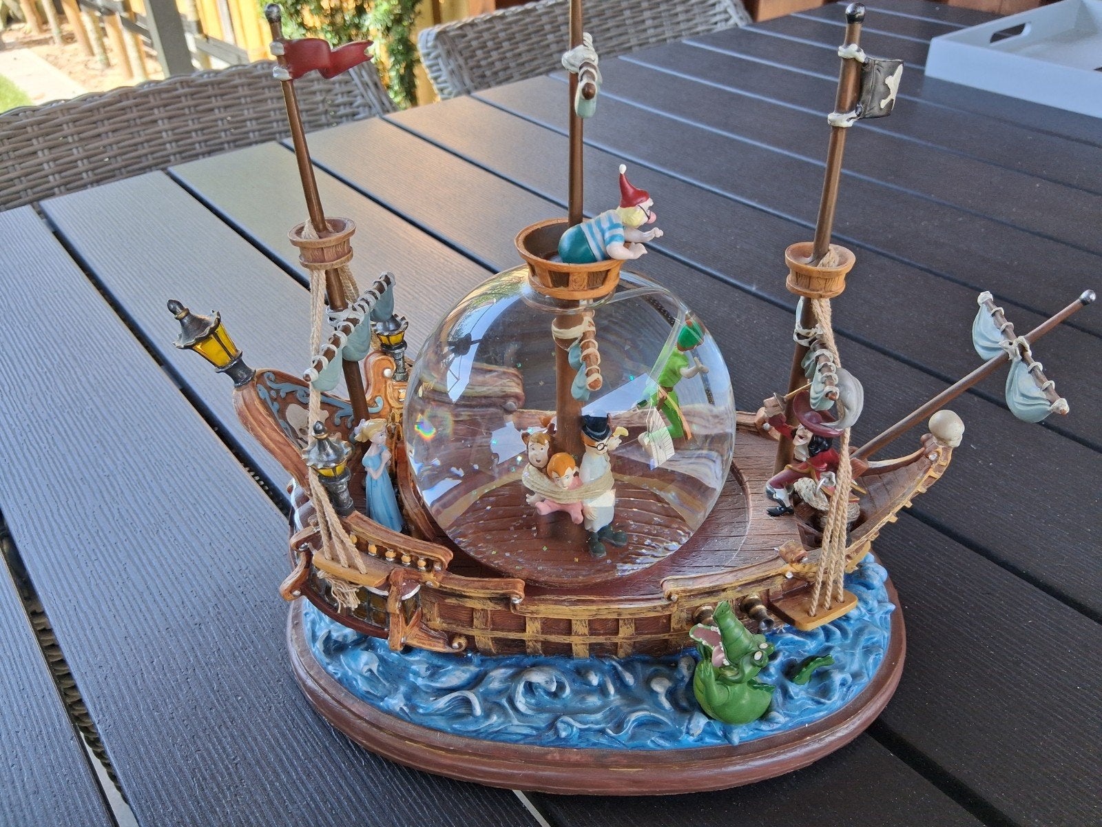 Disney Peter Pan Sneeuwbol Muziekdoos Schip, Verzamelen, Ophalen of Verzenden