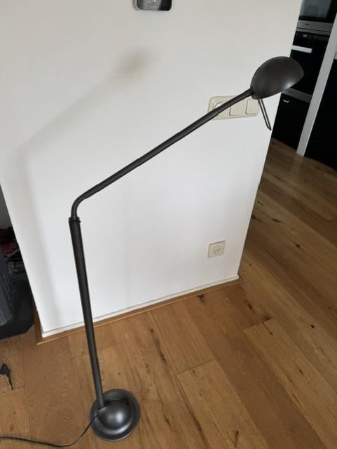 Vloerlamp, Huis en Inrichting, Lampen | Vloerlampen, Gebruikt, Minder dan 100 cm, Metaal, Ophalen