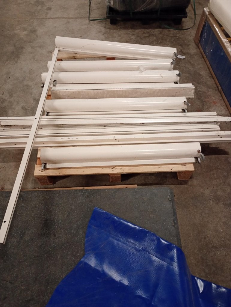 Zonwering screen roze/creme 6x100cm breed, 165 hoog, Tuin en Terras, Zonneschermen, Ophalen, Gebruikt, 450 cm of meer, 150 tot 300 cm