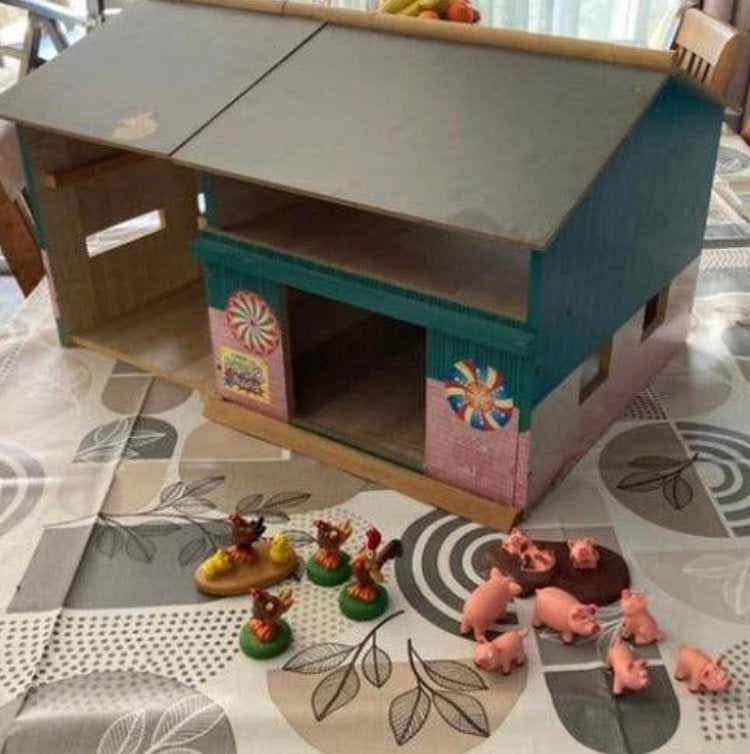 Houten speelgoed boerderij met dieren, Ophalen, Gebruikt