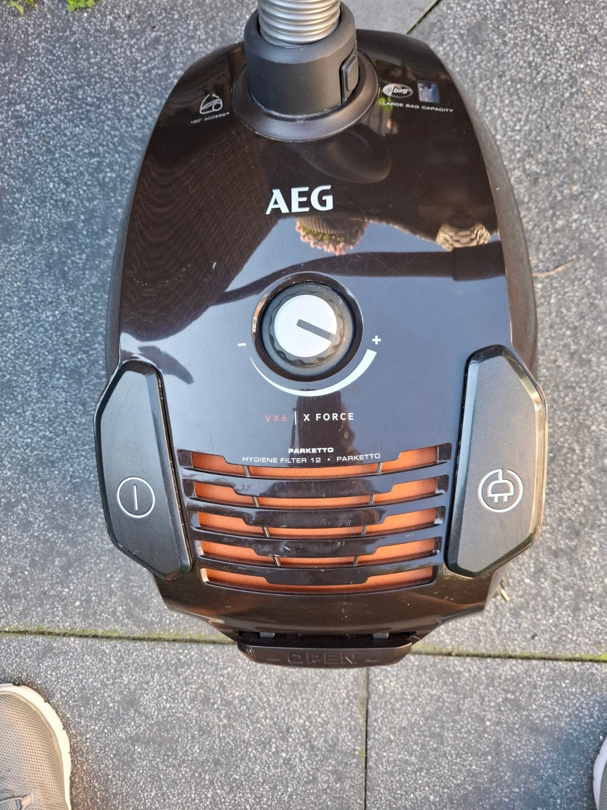 AEG VX6 X Force Sledestofzuiger - Krachtig en Compact, Witgoed en Apparatuur, Stofzak, Gebruikt, Ophalen of Verzenden, Geschikt voor harde vloeren