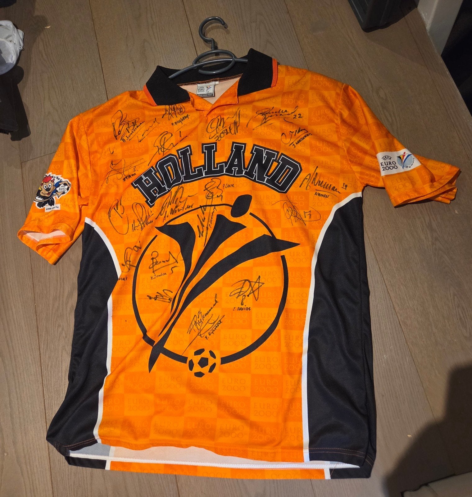 Voetbal shirt Holland EURO 2000 HANDTEKENINGEN BERGKAMP, SAR, Verzamelen, Ophalen of Verzenden, Gebruikt, Shirt