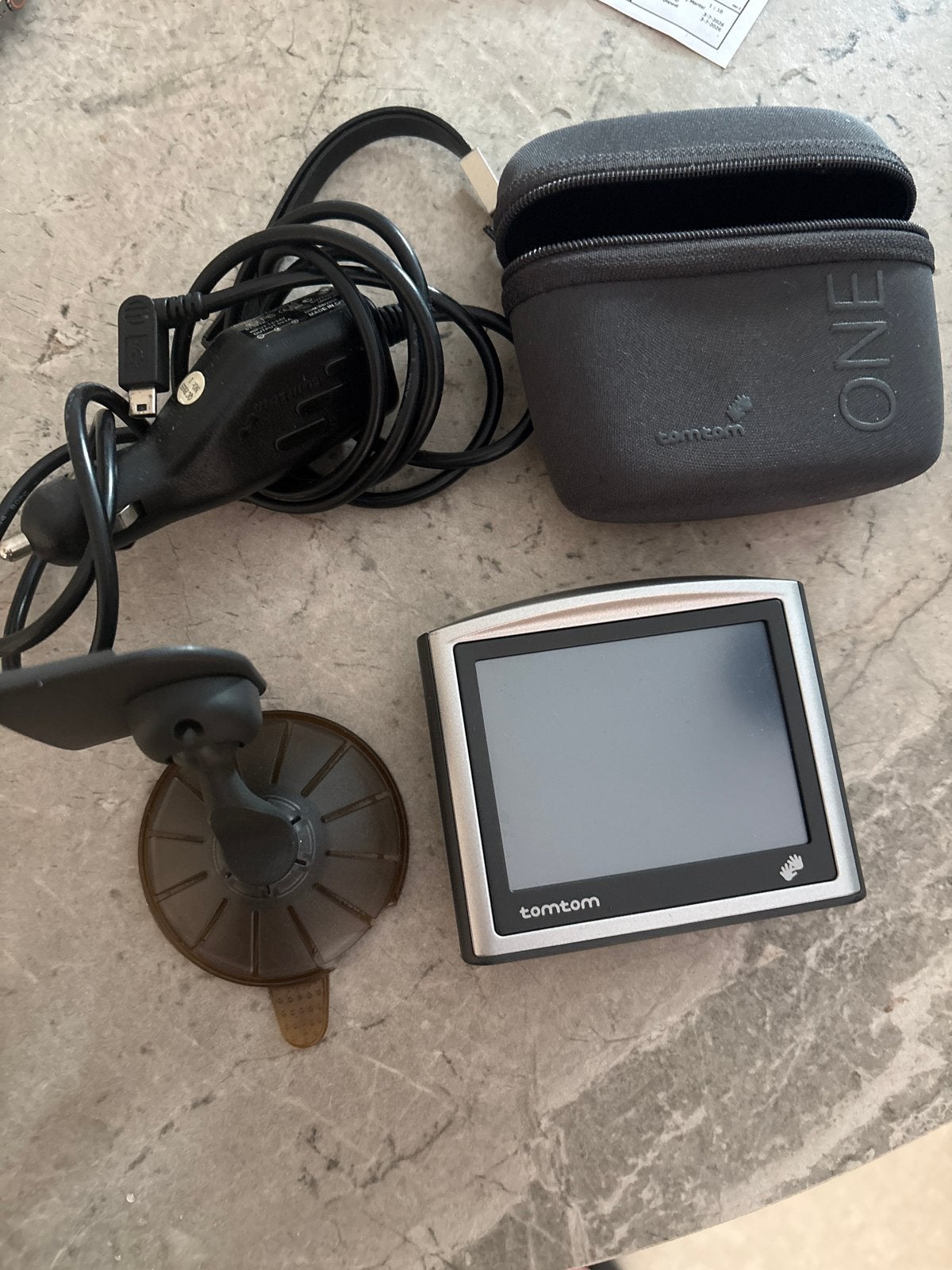 TomTom ONE Navigatiesysteem met accessoires, Ophalen, Gebruikt