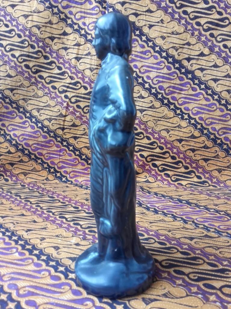 Mooi oud beeldje uit Engeland van een edelman 22,2 cm., Ophalen of Verzenden