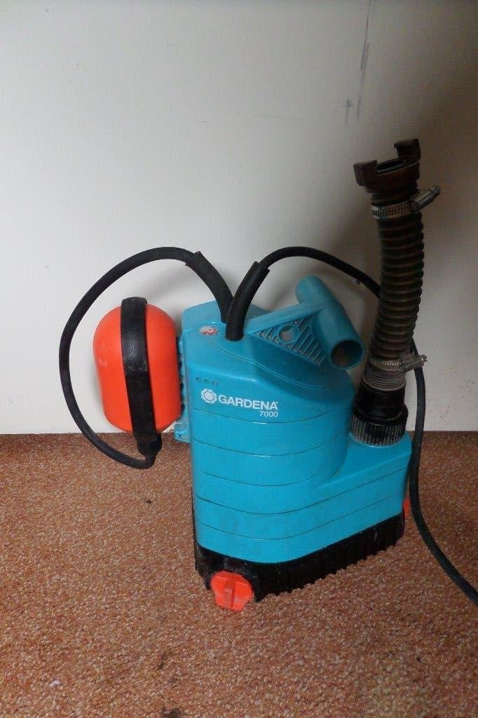 Dompelpomp - Gardena Classic 7000 - 7000 liter water per uur, Tuin en Terras, Ophalen, Nieuw, Elektrisch, Dompelpomp