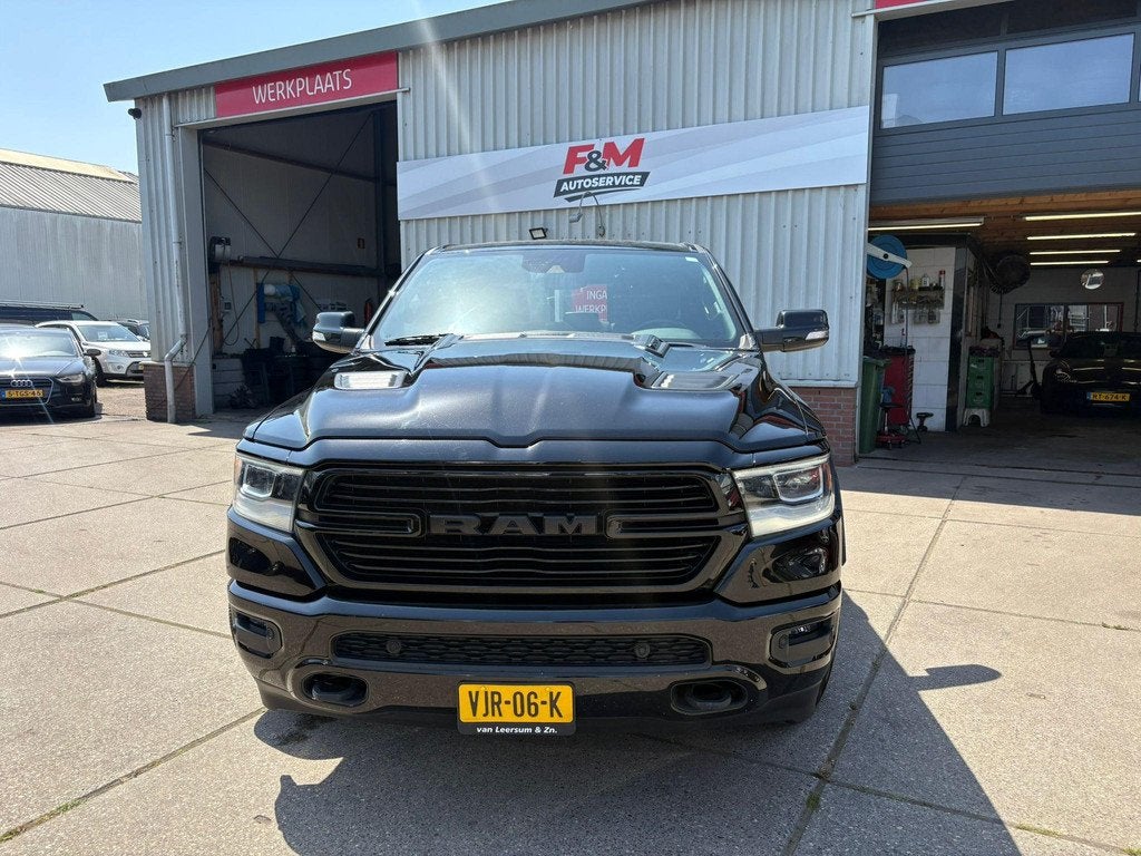 Dodge Ram 1500 5.7 V8 4x4 Crew Cab Laramie Clima, cruise, ca, Auto's, Dodge, Gebruikt, 5654 cc, Lane Keeping Assist, Bedrijf