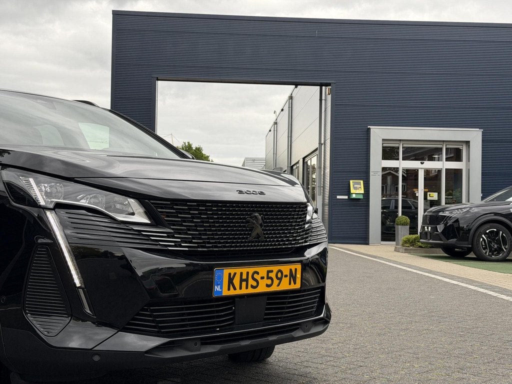 Peugeot 3008 GT 1.2 PureTech 130PK EAT8 Automaat Blackpack,, 12 maanden, Gebruikt, 1199 cc, Leder en Stof
