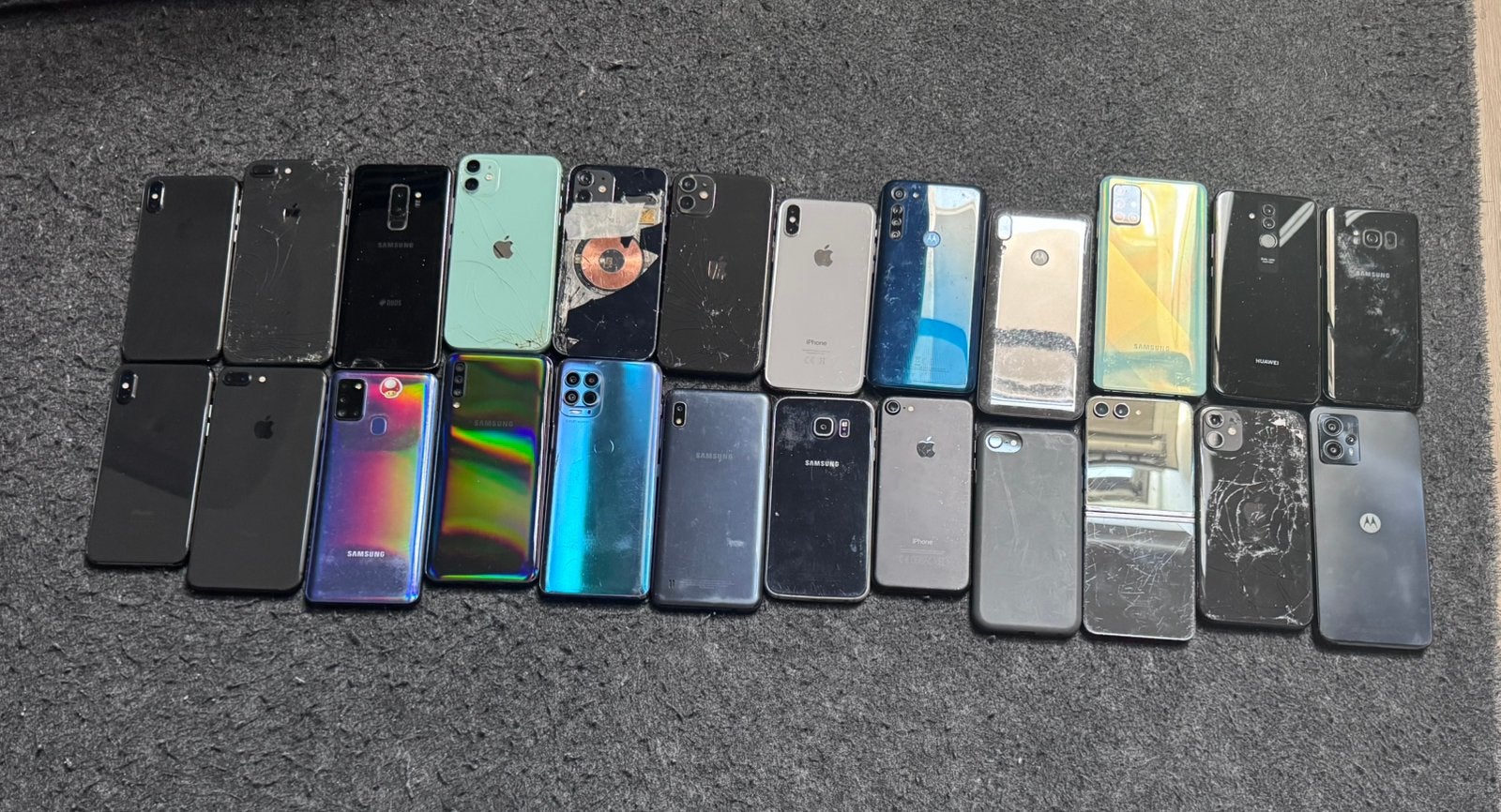 Partij smartphones/telefoons, Ophalen of Verzenden, Niet werkend, 6 megapixel of meer, Overige modellen