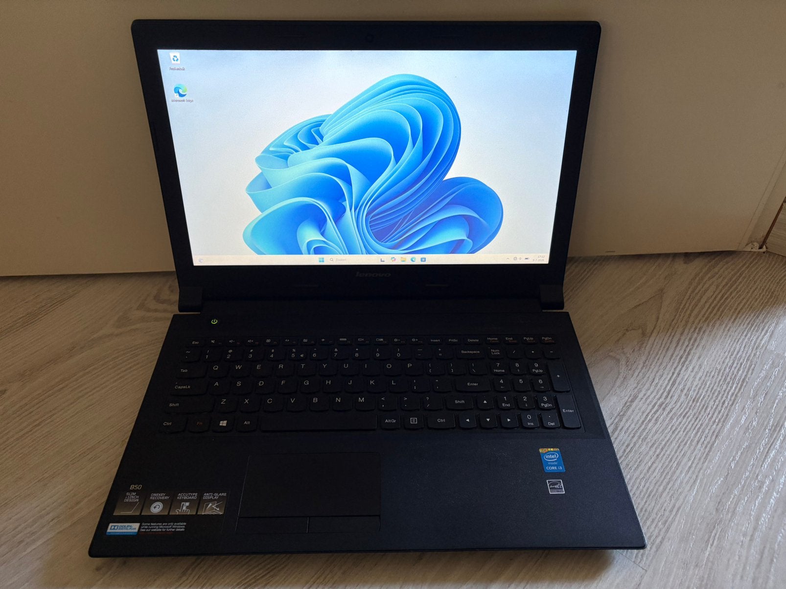Lenovo 15,6” laptop Intel i3 - 8gb - 240gb ssd - win 11, Met videokaart, 8 GB, Ophalen of Verzenden, Zo goed als nieuw