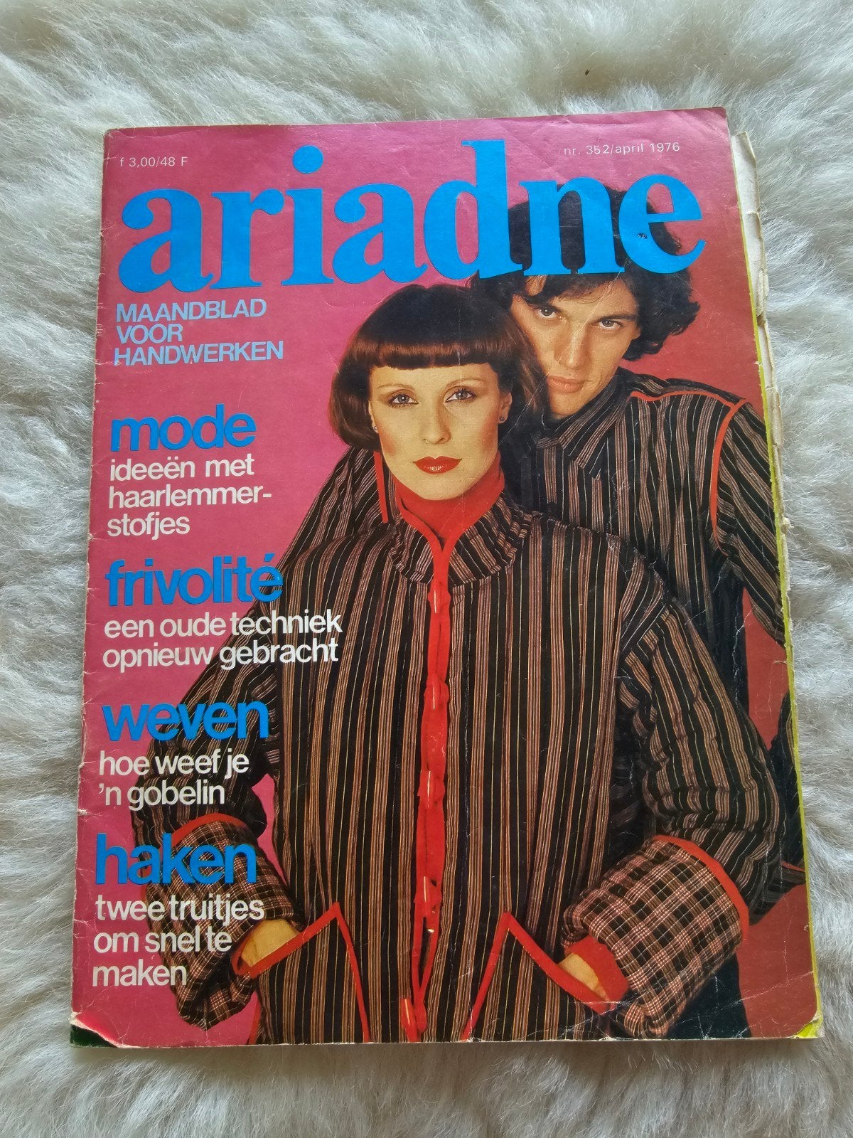 Vintage handwerk tijdschrift Ariadne nr 352. 1976, Ophalen of Verzenden, Gelezen, Damesbladen