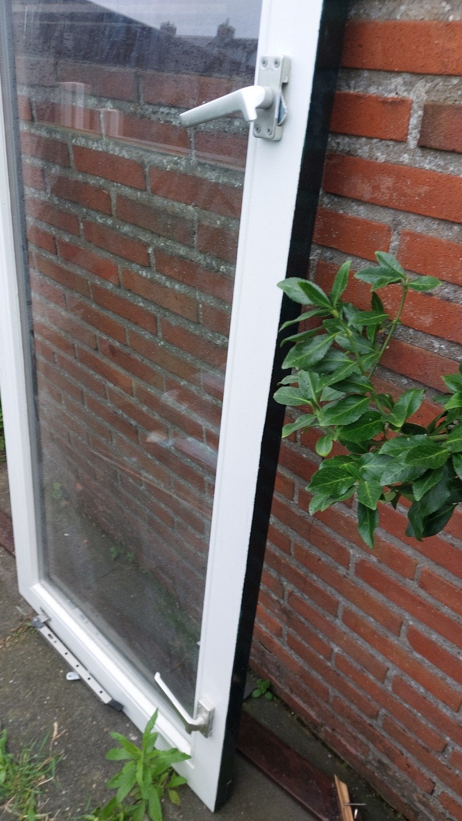 Openslaand raamkozijn met dubbelglas, Doe-het-zelf en Verbouw, Ophalen, Gevelraam of Ruit, Gebruikt, Minder dan 80 cm