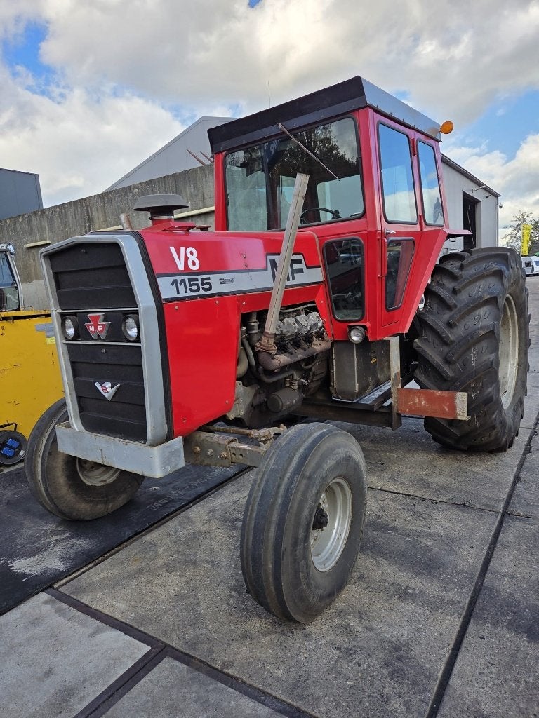 Massey Ferguson 1155 V8 Perkins met kenteken, Ophalen, Gebruikt, 2500 tot 5000, 120 tot 160 Pk