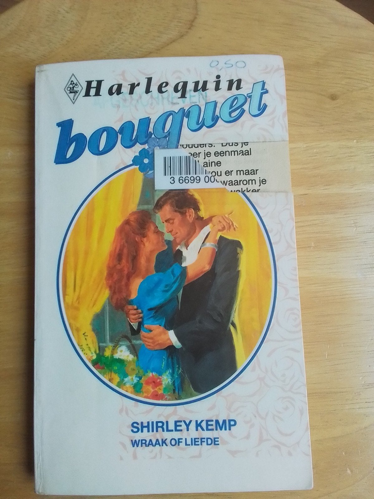Harlequin Bouquet: Wraak of Liefde - Shirley Kemp, Ophalen of Verzenden, Gelezen, Shirley Kemp, Nederland