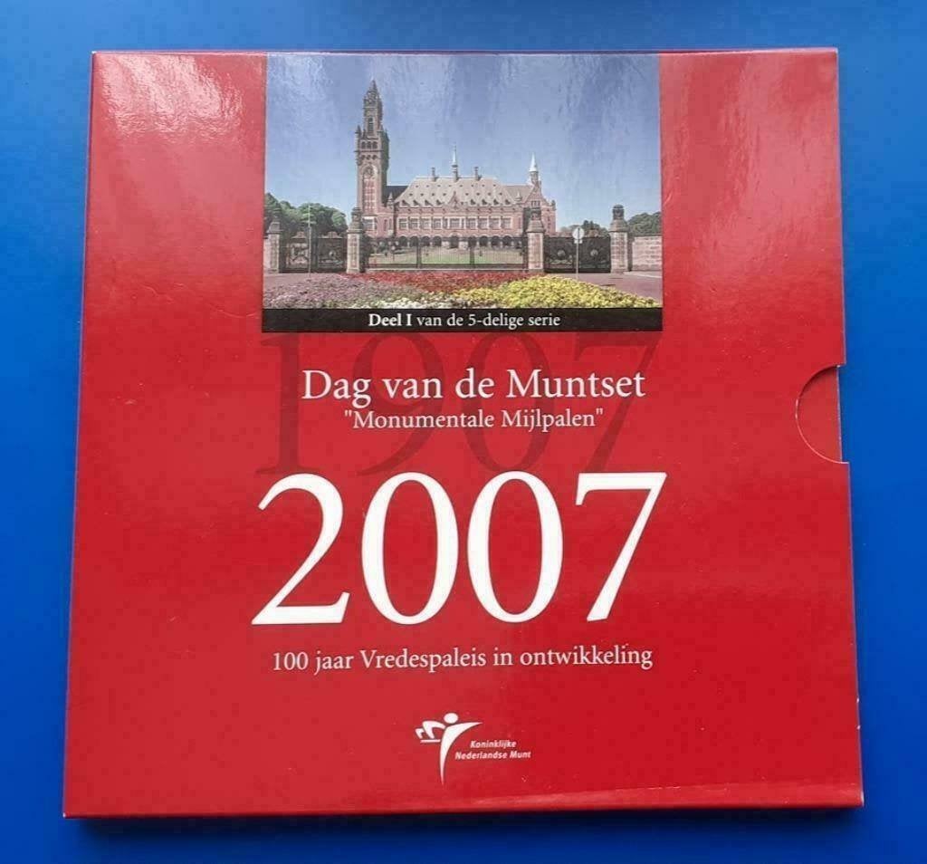 Dag van de Munt set 2007 Monumentale Mijlpalen Vredespaleis, Verzenden, Koningin Beatrix, Euro's, Setje