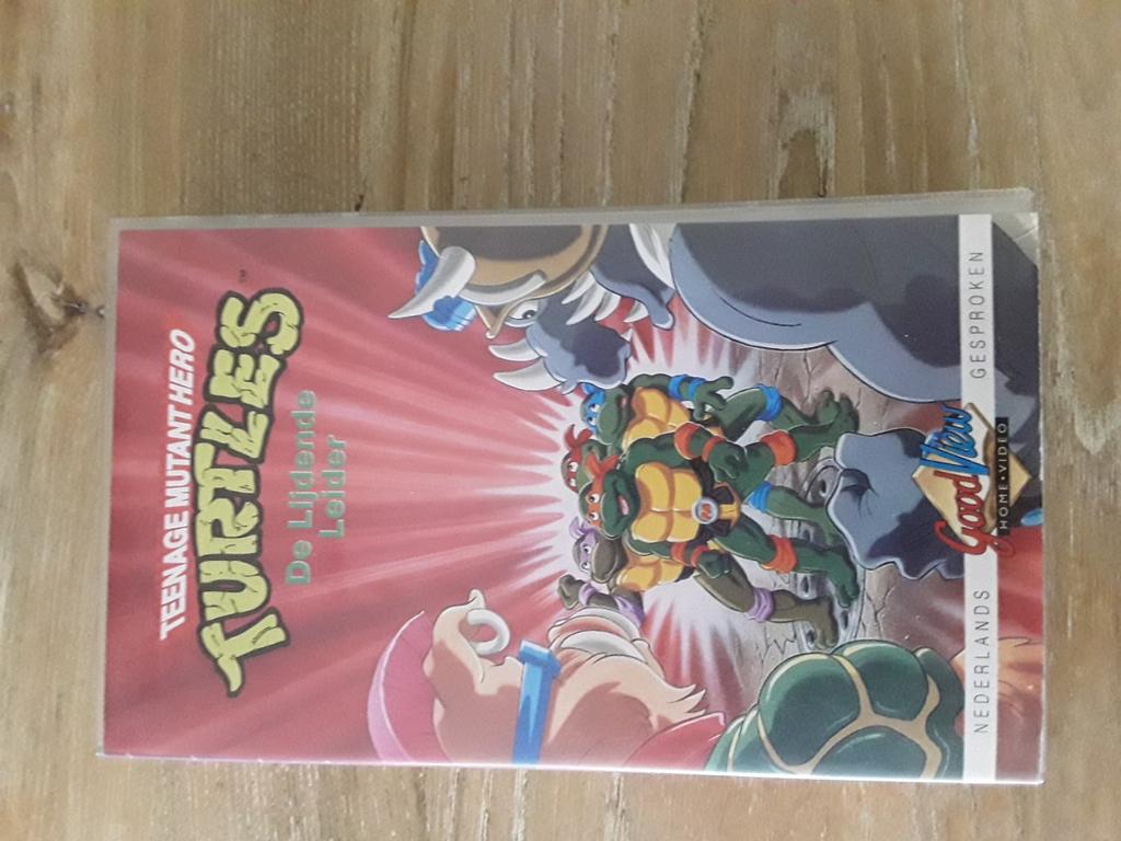 VHS band TMHT. Teenage mutant hero turtles., Gebruikt, Tekenfilm, Alle leeftijden, Kinderprogramma's en -films