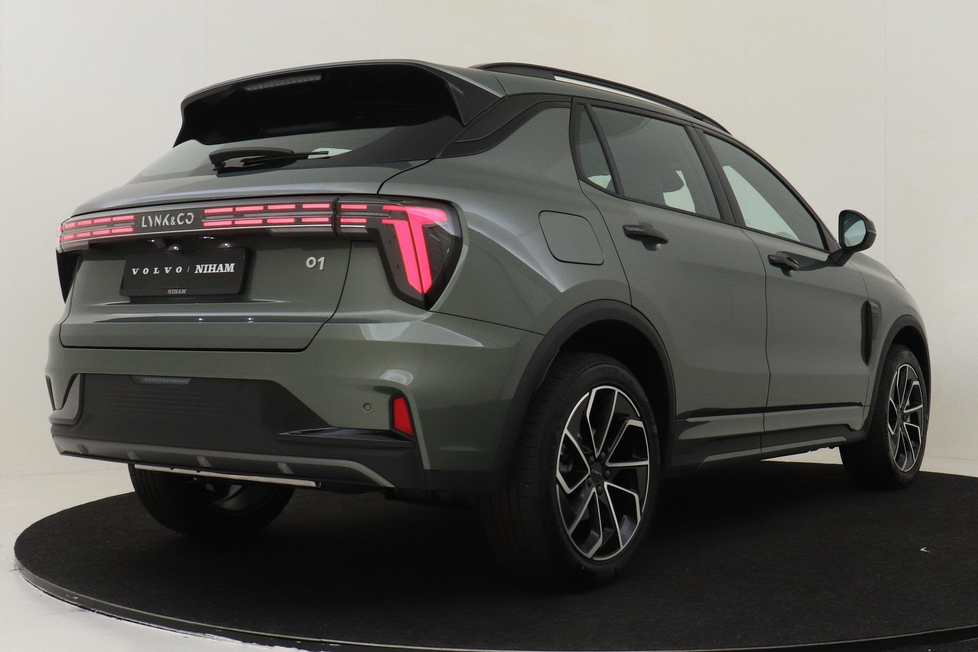 Lynk & Co 01 1.5 PHEV CORE *NIHAM | OFFICIEEL LYNK&CO DEALER, Auto's, 12 maanden, 4 cilinders, Alcantara, Plug-in hybride