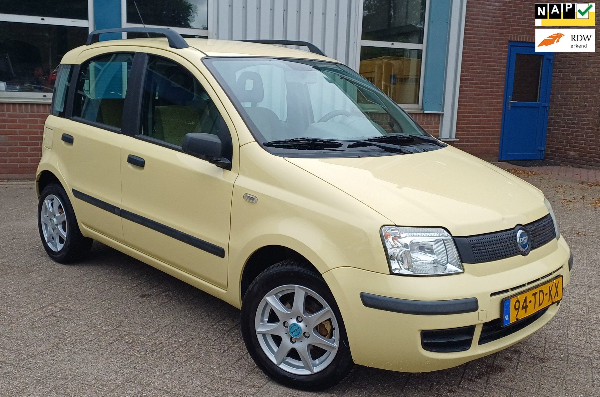 Fiat Panda 1.1 Young Airco Carplay/Android Auto, Auto's, Fiat, Voorwielaandrijving, Stof, 4 stoelen, Bedrijf