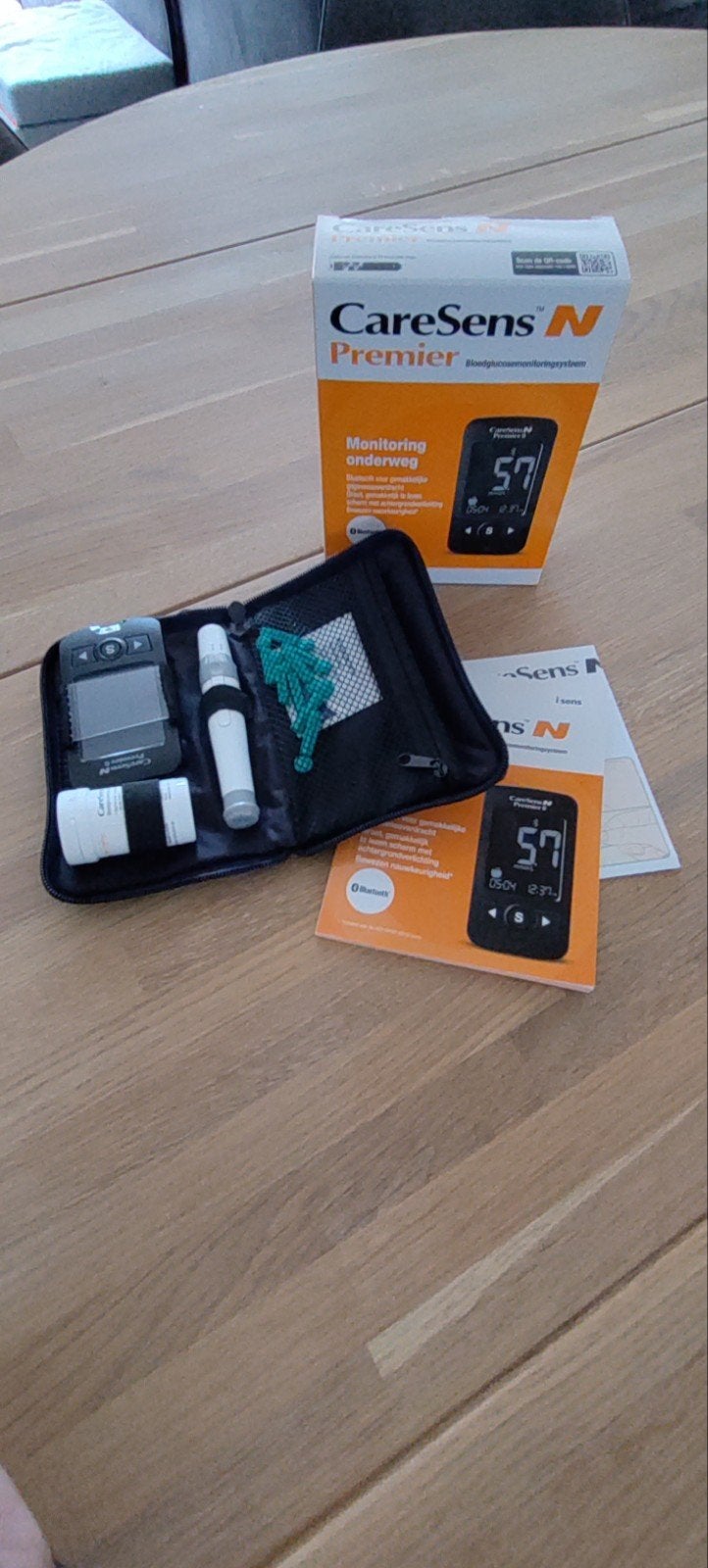 CareSens N Premier Bloedglucosemeter + prikpen, Ophalen of Verzenden, Zo goed als nieuw, Overige typen