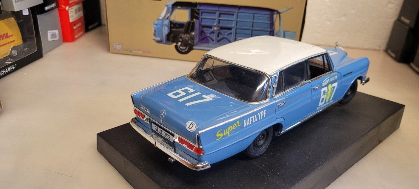 Revell Mercedes 300 SE Rally, Ophalen of Verzenden, Zo goed als nieuw, Auto, Revell