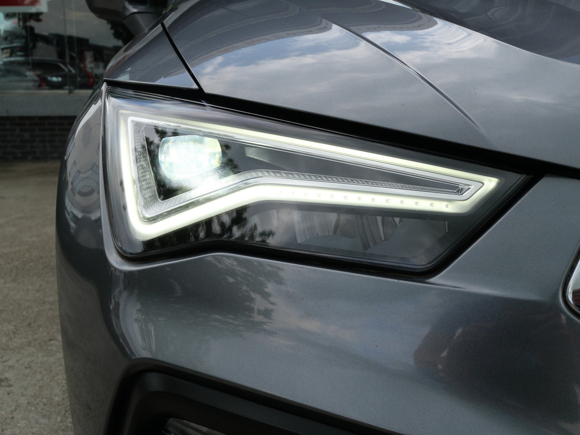 SEAT Ateca 1.0 TSI STYLE | CRUISE | CAMERA | LED | CARPLAY |, Auto's, Voorwielaandrijving, Dealer onderhouden, Stof, Gebruikt