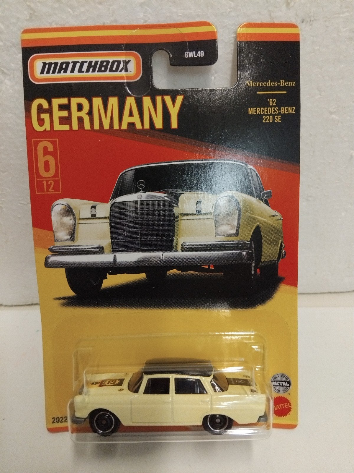 Matchbox Card'22 Mercedes Benz 220 SE 1962, Ophalen of Verzenden, Zo goed als nieuw, Auto