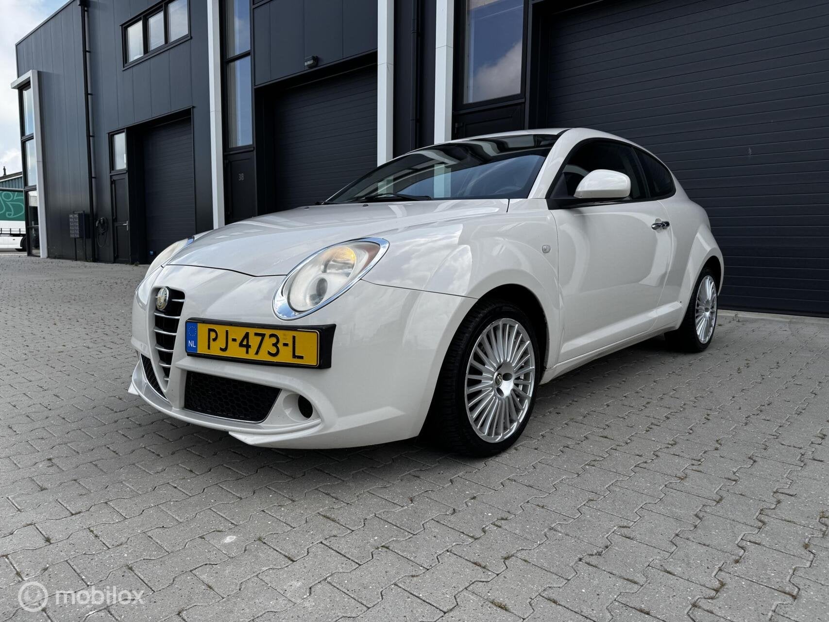 Alfa Romeo MiTo 1.4 Distinctive 2009(Lees Tekst), Auto's, Voorwielaandrijving, Euro 5, Gebruikt, Verwarmde buitenspiegels